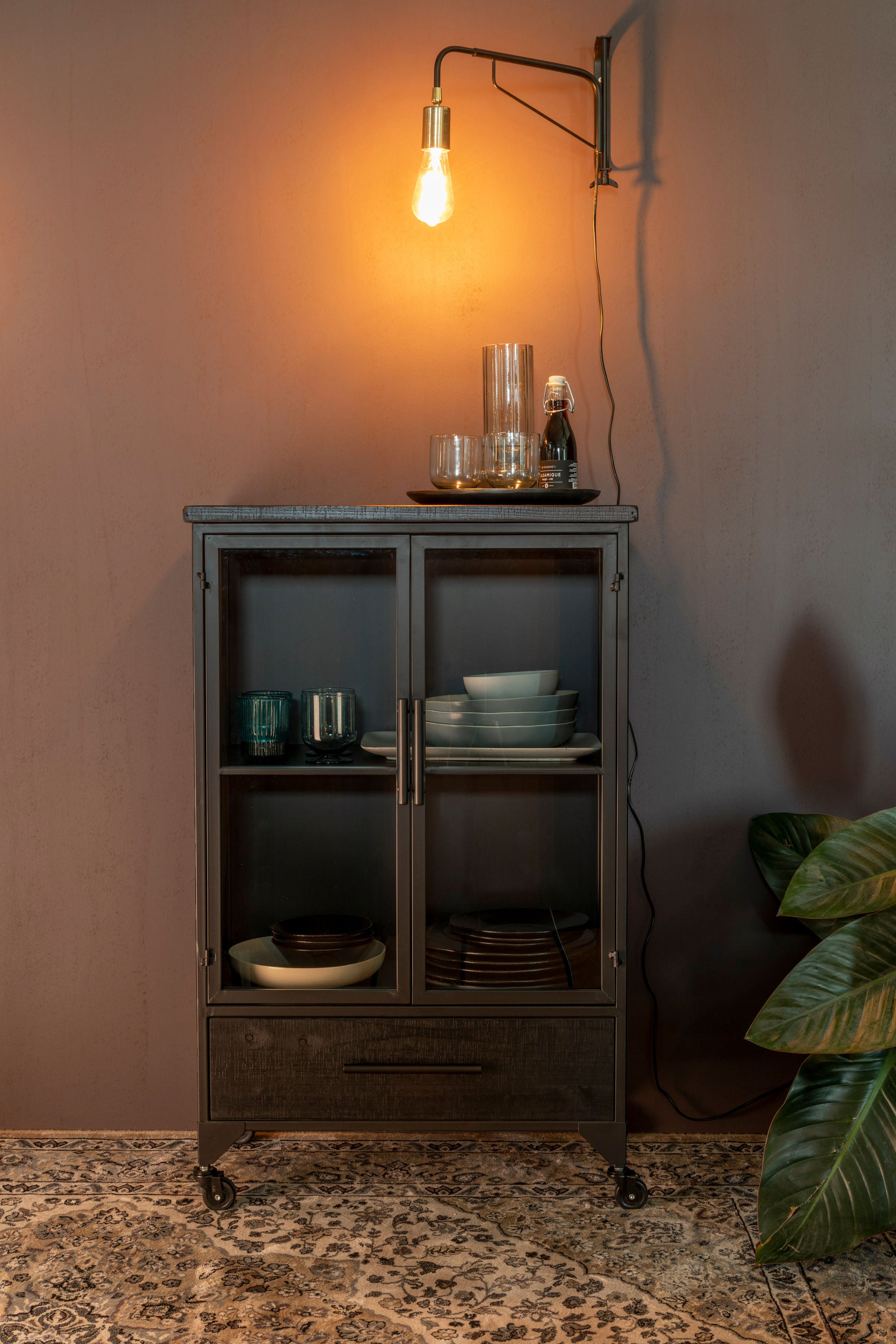 Ferre Black & Glass Low Display Unit